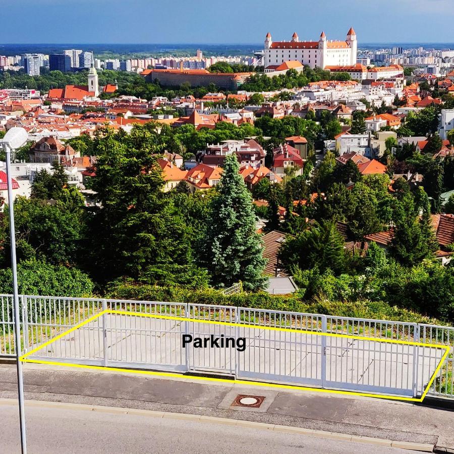 Clearvuehome Apartments Bratislava Slavin Extérieur photo